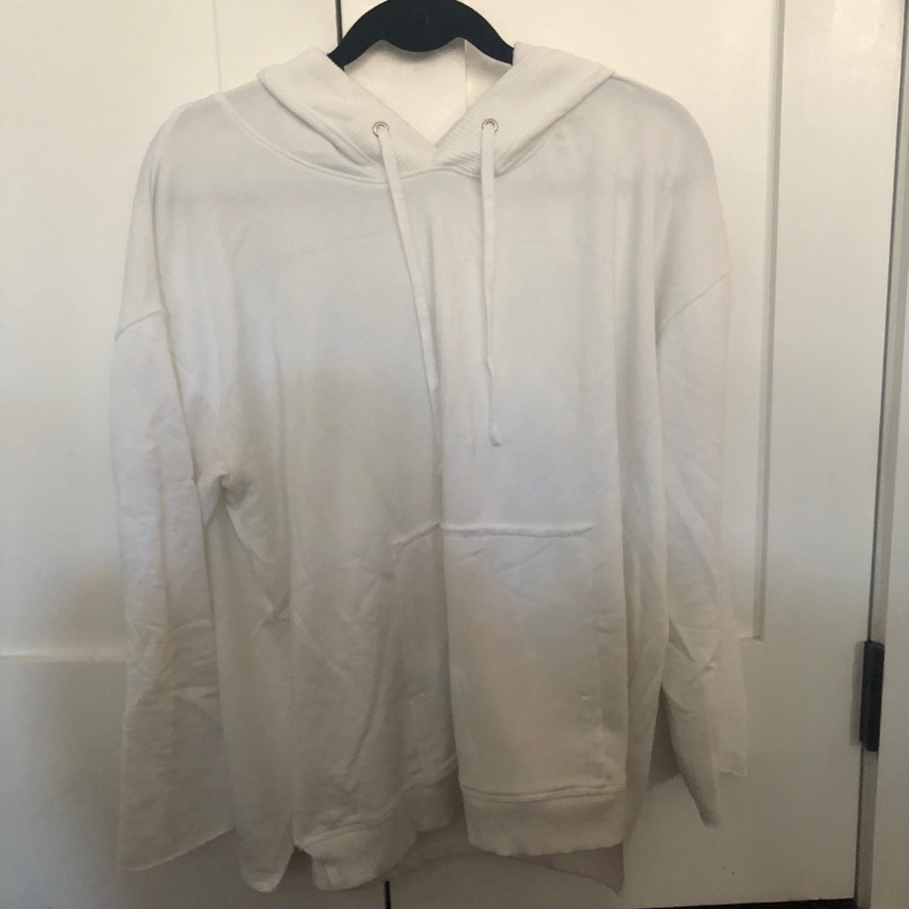 ZARA WHITE T SHIRT HOODIE